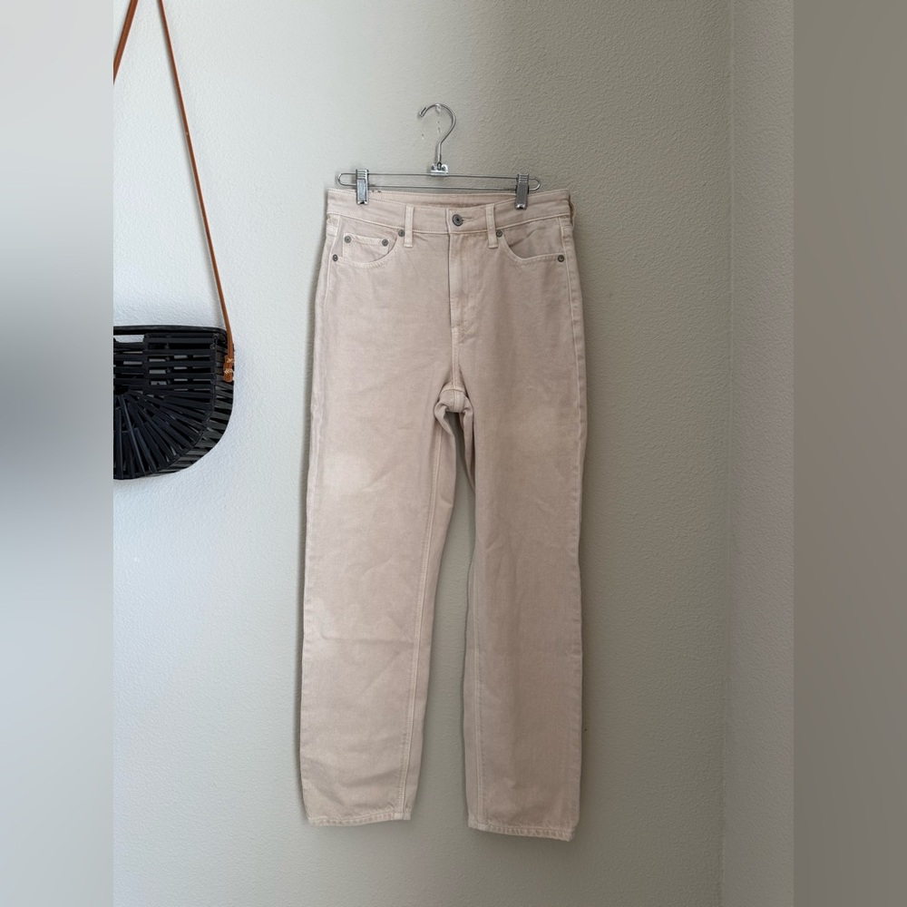 American Eagle Mom Straight Jean, Size 4